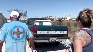 Fort Myers Beach shop owner reacts to Hurricane Ian aftermath