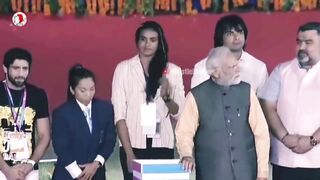 Narendra Modi &His CAMERA love || National Games || WhistleBlower || Godi Media || Being Honest ||