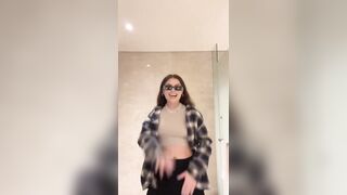 Liza Soberano TWERK Dance Kasama si Destiny Rogers VIRAL NA Dahil sa Lambot ng Katawan Niya!