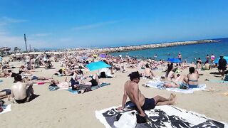 Beach Walk Spain - Beautiful Beach - Barceloneta Beach 2022