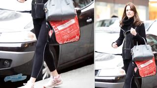 Catherine SPOTTED Shopping In A Black Yoga Pants And Running Shoes At London Store