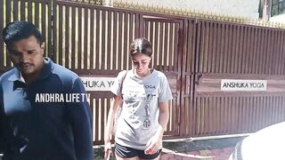 Ananya Pandey Spotted Outside Yoga Class @ Khar | Mumbai | Ananya Pandey Latest videos | AL TV