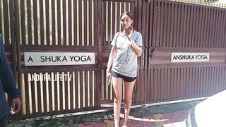 Ananya Pandey Spotted Outside Yoga Class @ Khar | Mumbai | Ananya Pandey Latest videos | AL TV