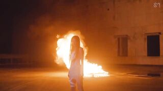 SEULGI 슬기 '28 Reasons' MV