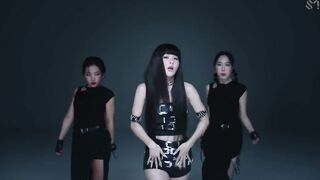 SEULGI 슬기 '28 Reasons' MV