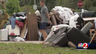 New Smyrna Beach residents neighborhoods still flooded after Hurricane Ian