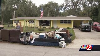 New Smyrna Beach residents neighborhoods still flooded after Hurricane Ian