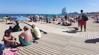 Barcelona Beach Walk - Spain Summer 2022 - Saint Miquel Beach