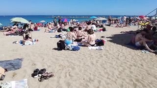 Barcelona Beach Walk - Spain Summer 2022 - Saint Miquel Beach