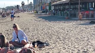 Beach Barceloneta????????Barcelona beach walk