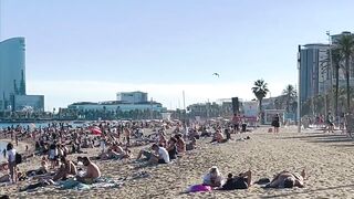 Beach Barceloneta????????Barcelona beach walk