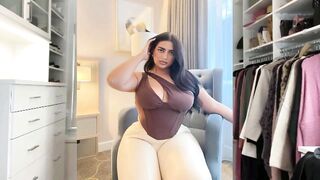 DREZI .. Plus size Bio, Age, Height, Weight, Measurements, ????Fashion Models