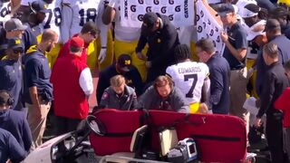 Michigan Coach Mike Hart Collapses on Sideline During Game vs Indiana | 2022 College Football