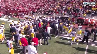 Michigan Coach Mike Hart Collapses on Sideline During Game vs Indiana | 2022 College Football