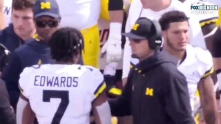 Michigan Coach Mike Hart Collapses on Sideline During Game vs Indiana | 2022 College Football