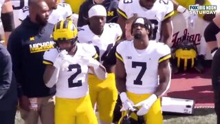 Michigan Coach Mike Hart Collapses on Sideline During Game vs Indiana | 2022 College Football