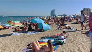 Beach Barceloneta????????Barcelona beach walk