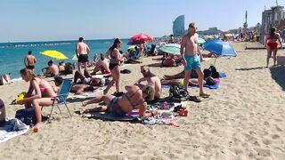 Beach Barceloneta????????Barcelona beach walk