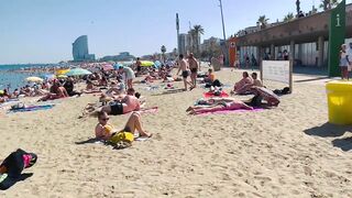 Beach Barceloneta????????Barcelona beach walk