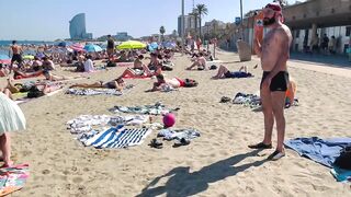 Beach Barceloneta????????Barcelona beach walk