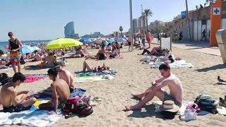 Beach Barceloneta????????Barcelona beach walk