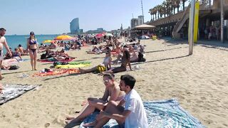 Beach Barceloneta????????Barcelona beach walk