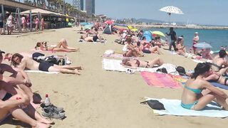 Beach Barceloneta????????Barcelona beach walk