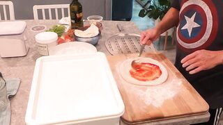 Roccbox Stretching Neapolitan Dough