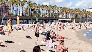 Beach Barceloneta????????Barcelona beach walk