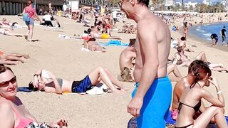 Beach Barceloneta????????Barcelona beach walk