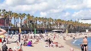 Beach Barceloneta????????Barcelona beach walk