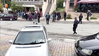 “Dy kushërinjtë më shantazhonin në Instagram”, dëshmia e 17-vjeçares që u bë “mollë” sherri në Klos