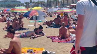 Beach Sant Sebastia ????????Barcelona beach walk