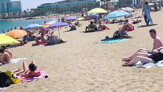 Beach Sant Sebastia ????????Barcelona beach walk