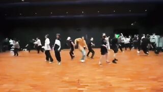 달려라 방탄 RUN BTS Dance Practice clips (posted by THV Instagram story)????