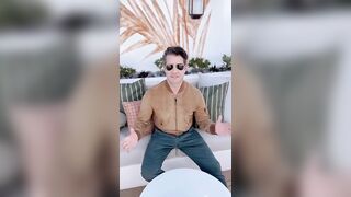 NATE BERKUS ON FERNANDO BENGOECHEA ART | CELEBRITY CRUISES | VINTAGE LIGHTING