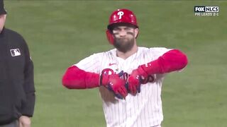 7 RUNS! What a Wild First Inning Between Padres and Phillies in Game 4