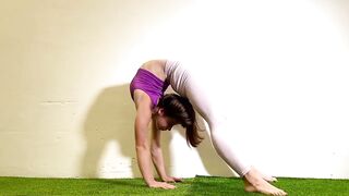 Yoga Flexibility. Oversplit with Yoga. Stretching time. Gymnastics. Contortion workout