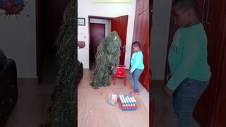 FUNNY VIDEO GHILLIE SUIT TROUBLEMAKER BUSHMAN PRANK try not to laugh Family The Honest Comedy