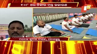 Yoga centre in Puri performs special yogasans on occasion Deepawali