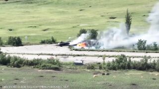 Ukraine War footage: Ukrainian Soldier Destroy Russia Artillery "Compilation War On Oct 26"