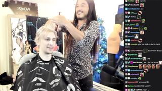 xQc Dad shows up on Stream by dressing up like xQc