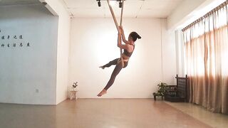 Aerial yoga aerial dance 空中瑜伽 空瑜舞韵 腰挂篇 倒挂的蜘蛛侠v蜘蛛精