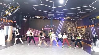 TWERK IT BABY | ZUMBA | DANCE | CARDIO | CHOREO | LELY HERLY