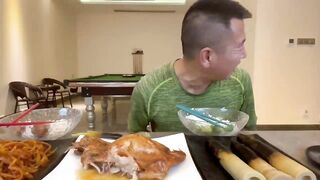 为了吃怎么能这样呢#eating show#eating challenge#husband and wife eating food#eating#mukbang #asmr eating