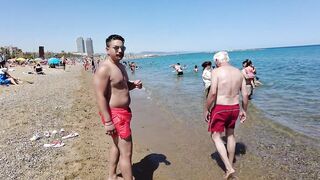 Beach Walking tour - Barcelona Spain - Saint Miquel Beach 2022