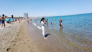 Beach Walking tour - Barcelona Spain - Saint Miquel Beach 2022