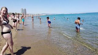 Beach Walking tour - Barcelona Spain - Saint Miquel Beach 2022