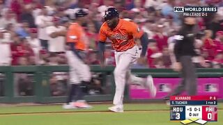 Astros break Game 4 open with a 5-run 5th inning! (Houston puts together string of hits to plate 5)