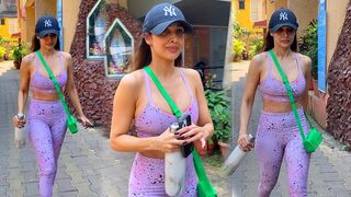 Uff Yeh बंदी Yaar ???? Malaika Arora spotted at Diva Yoga in Bandra || Bollywood Chronicle